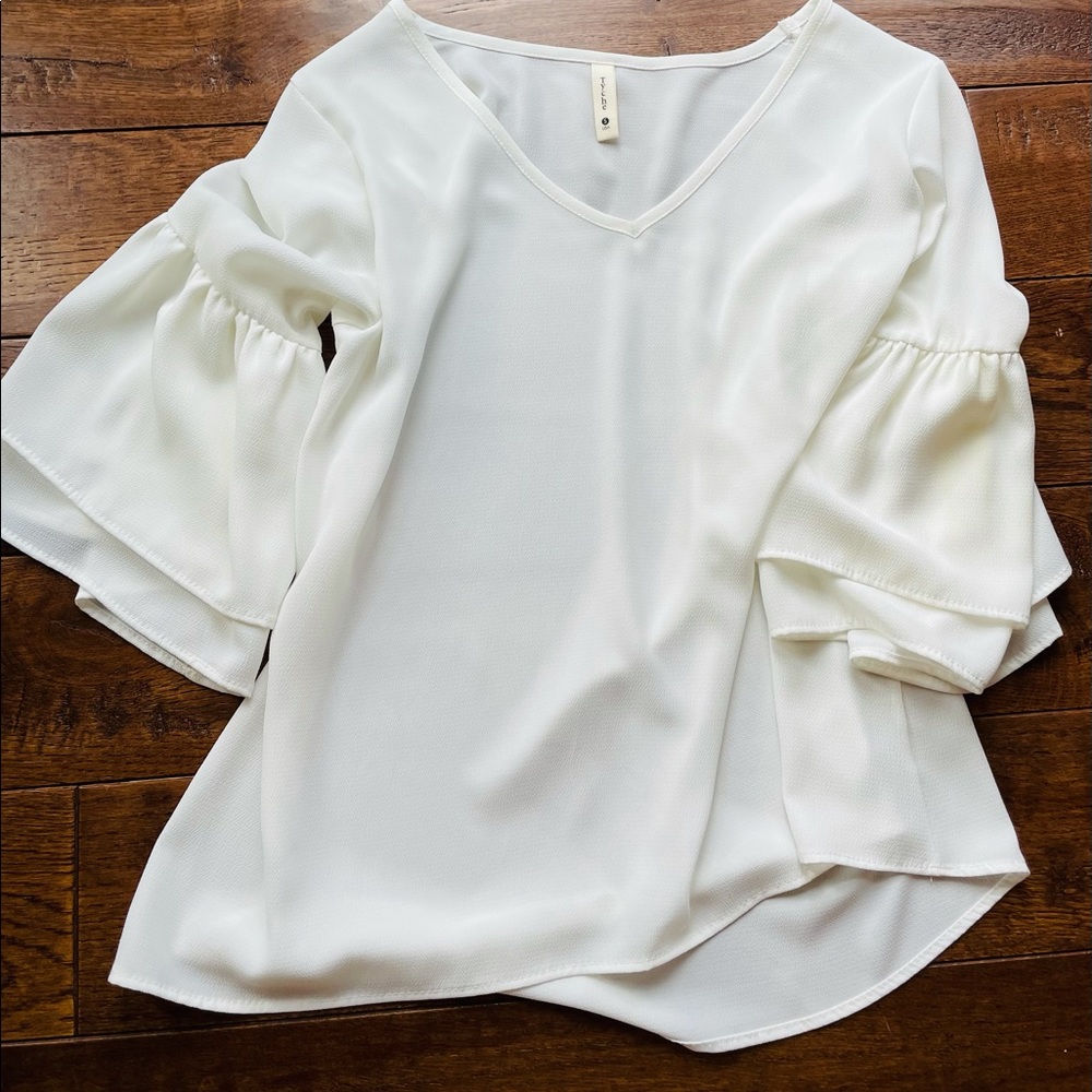 Tyche Women’s Blouse